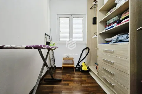Prodaja, dvosoban stan, 90m², Tivat, Crna Gora - image 15