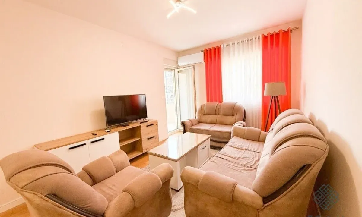 Rent, one bedroom apartment, 47m², Central Point, Podgorica