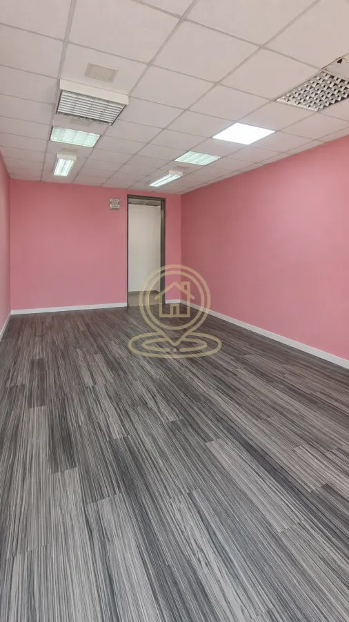 Prodaja, poslovni prostor, 59m², Centar, Kragujevac