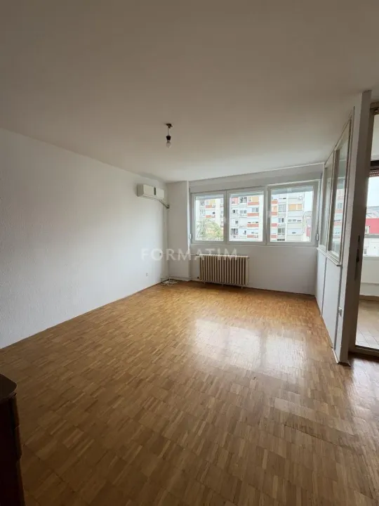 Rent, two bedroom apartment, 60m², Skojevsko Naselje, Beograd