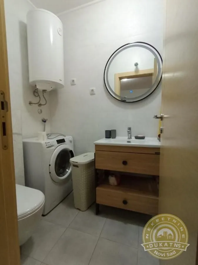 Izdavanje, jednosoban stan, 38m², Spens, Novi Sad Sve Podlokacije