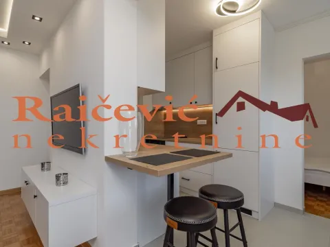 Rent, one bedroom apartment, 50m², Autokomanda, Voždovac Sve Podlokacije - image 10