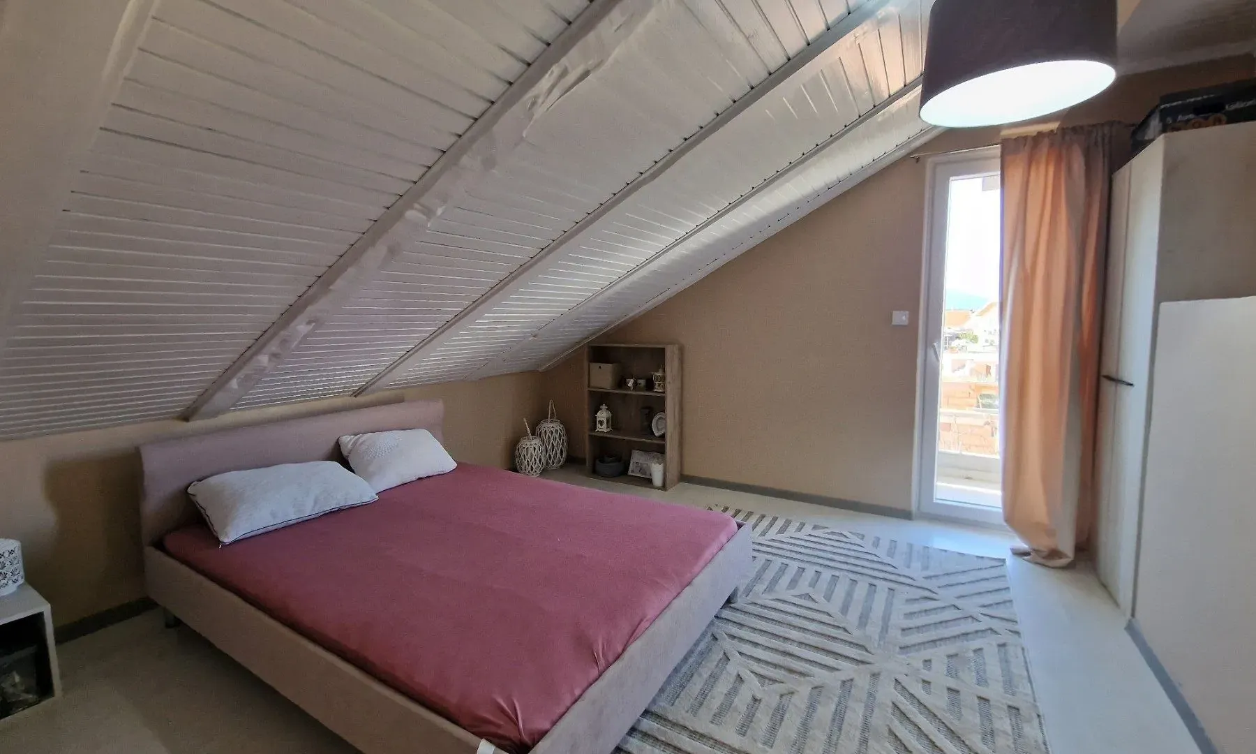 Rent, three bedroom apartment, 105m², Tivat, Crna Gora