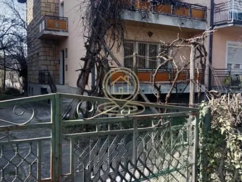 Prodaja, kuća, 194m², Centar, Vrnjačka Banja - image 10