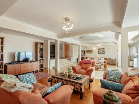 Prodaja, trosoban stan, 244m², Centar, Herceg Novi - image 3