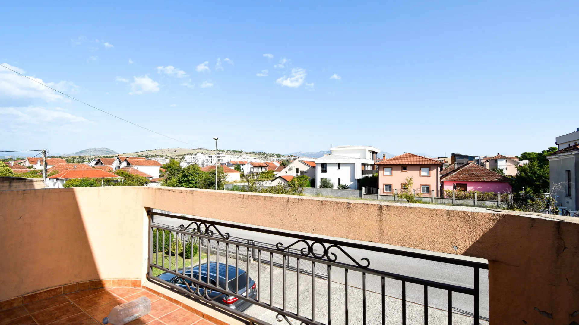 Rent, four bedroom apartment, 180m², Tološi, Podgorica