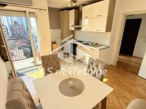 Rent, two bedroom apartment, 72m², Palata Pravde, Beograd - image 5