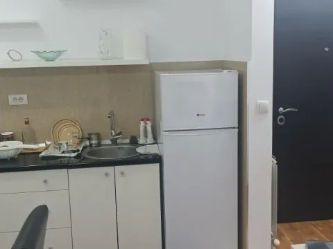 Izdavanje, garsonjera, 28m², Voždovačka Crkva, Voždovac Sve Podlokacije - image 6