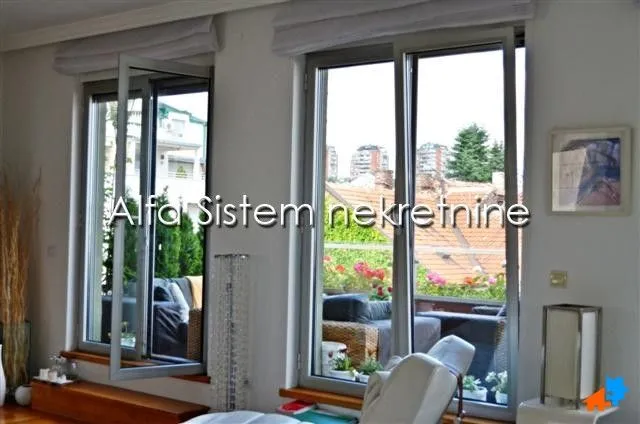 Rent, apartment, 230m², Čubura, Beograd