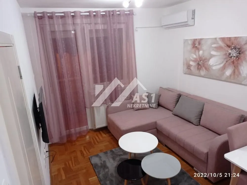 Rent, one bedroom apartment, 33m², Bulevar Oslobodjenja, Novi Sad Sve Podlokacije
