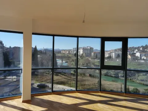 Izdavanje, trosoban stan, 117m², Zagorič, Podgorica - image 6