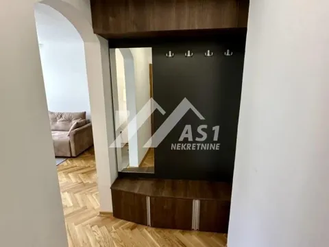 Izdavanje, jednosoban stan, 41m², Bulevar Oslobodjenja, Novi Sad Sve Podlokacije - image 5