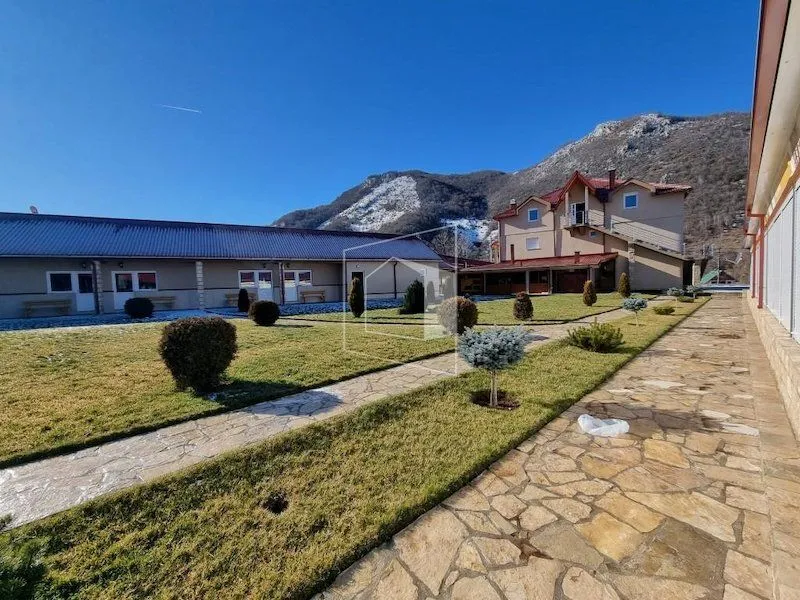 Sale, office space, 2000m², Šavnik, Crna Gora