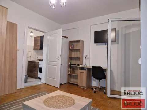 Izdavanje, garsonjera, 25m², Grbavica, Novi Sad Sve Podlokacije - image 3
