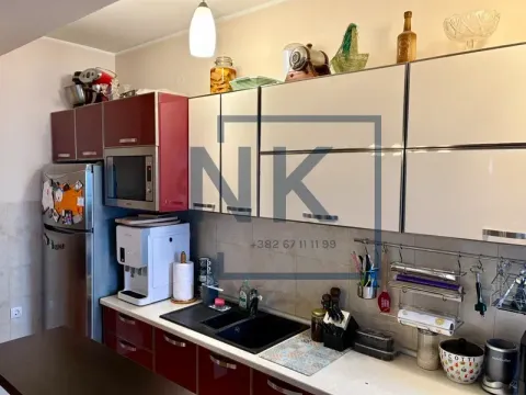 Prodaja, trosoban stan, 86m², Stari Aerodrom, Podgorica - image 7