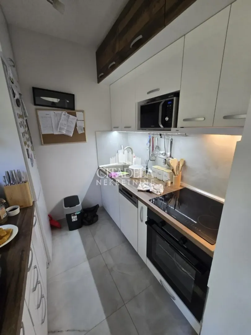 Sale, two bedroom apartment, 56m², Konjarnik, Voždovac Sve Podlokacije