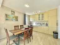 Izdavanje, kuća, 200m², Kotor, Crna Gora - image 6