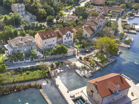 Prodaja, kuća, 181m², Ljuta, Kotor - image 2