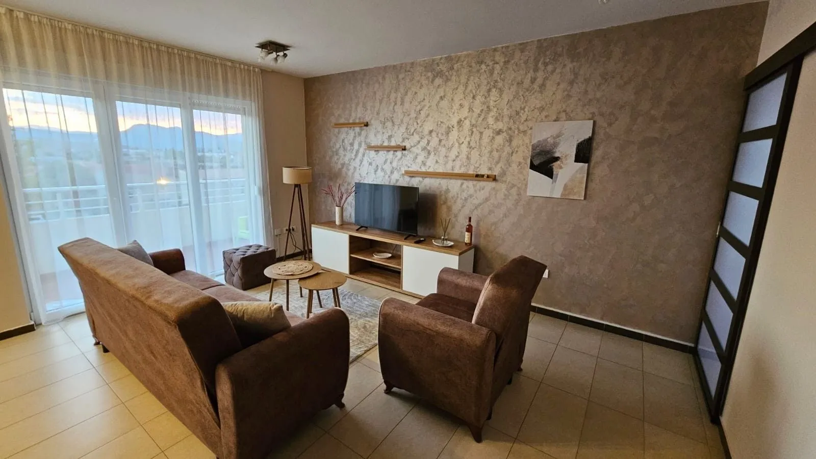 Prodaja, dvosoban stan, 85m², Zabjelo, Podgorica
