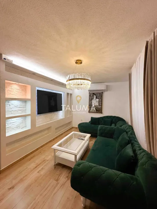 Rent, three bedroom apartment, 125m², Malo Brdo, Podgorica