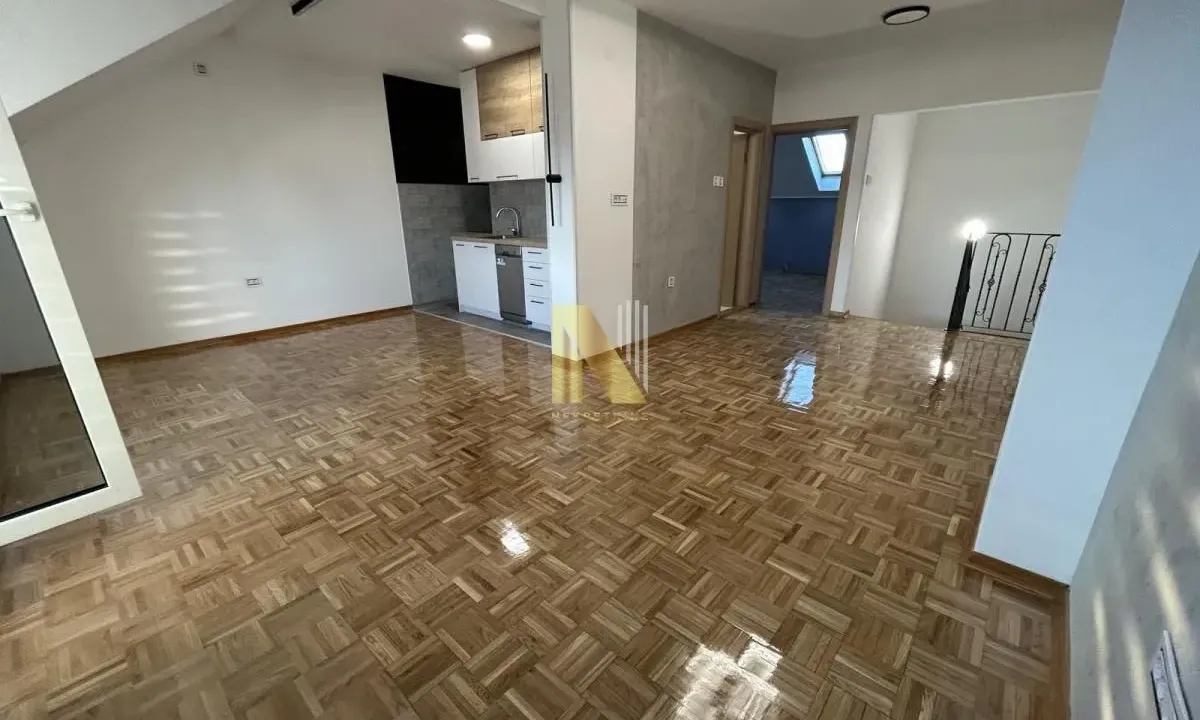 Izdavanje, trosoban stan, 96m², Bulevar Evrope, Novi Sad Sve Podlokacije