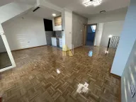 Izdavanje, trosoban stan, 96m², Bulevar Evrope, Novi Sad Sve Podlokacije - image 1