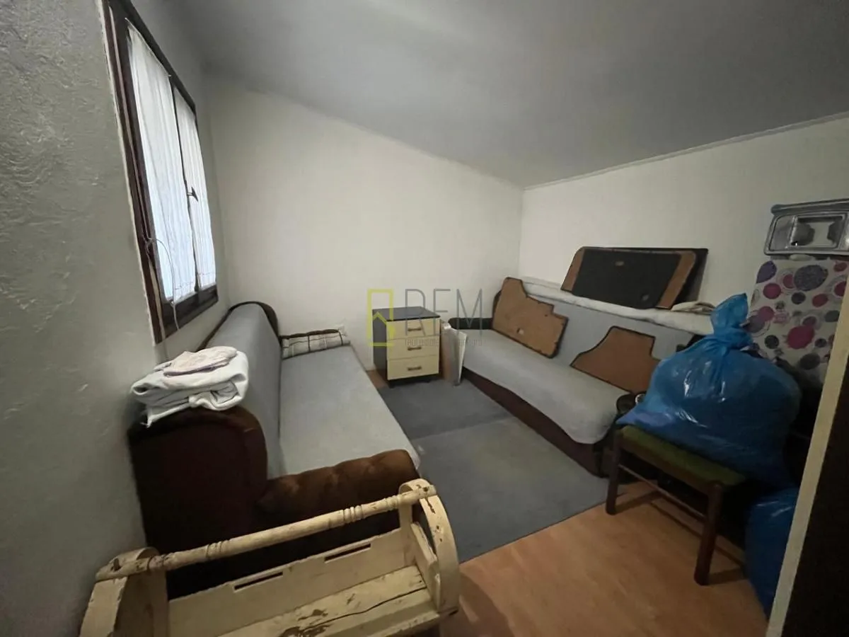Sale, house, 183m², Tološi, Podgorica