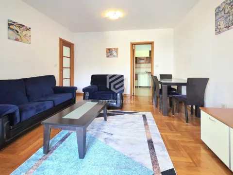 Izdavanje, jednosoban stan, 59m², Preko Morače, Podgorica - image 4