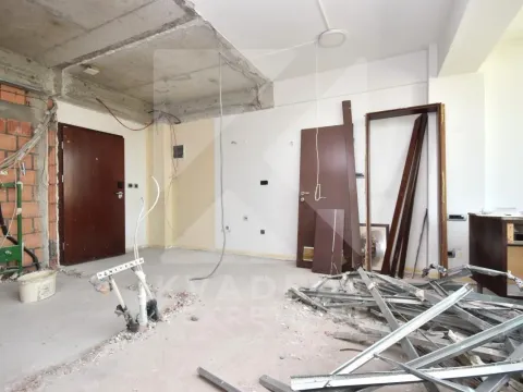 Rent, office space, 358m², Preko Morače, Podgorica - image 12