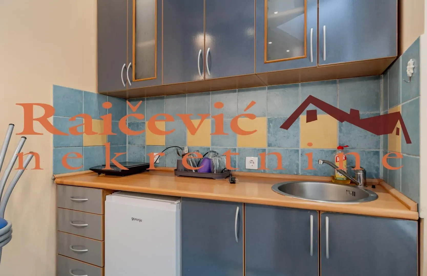Rent, studio apartment, 35m², Kalenić Pijaca, Vračar Sve Podlokacije