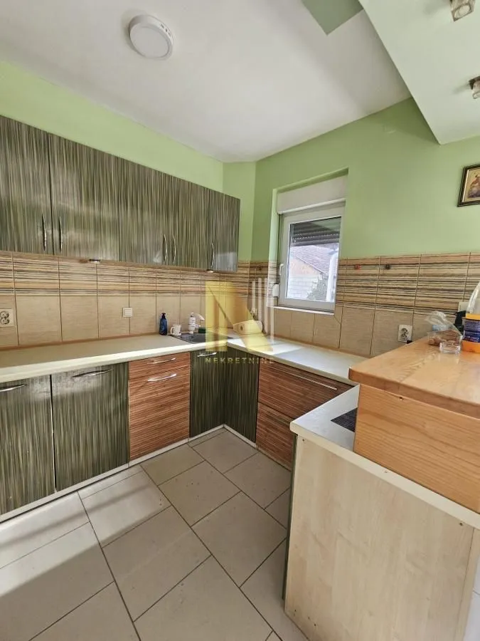 Rent, office space, 100m², Rotkvarija, Novi Sad Sve Podlokacije