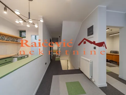 Izdavanje, poslovni prostor, 152m², Voždovac Sve Podlokacije, Beograd - image 4