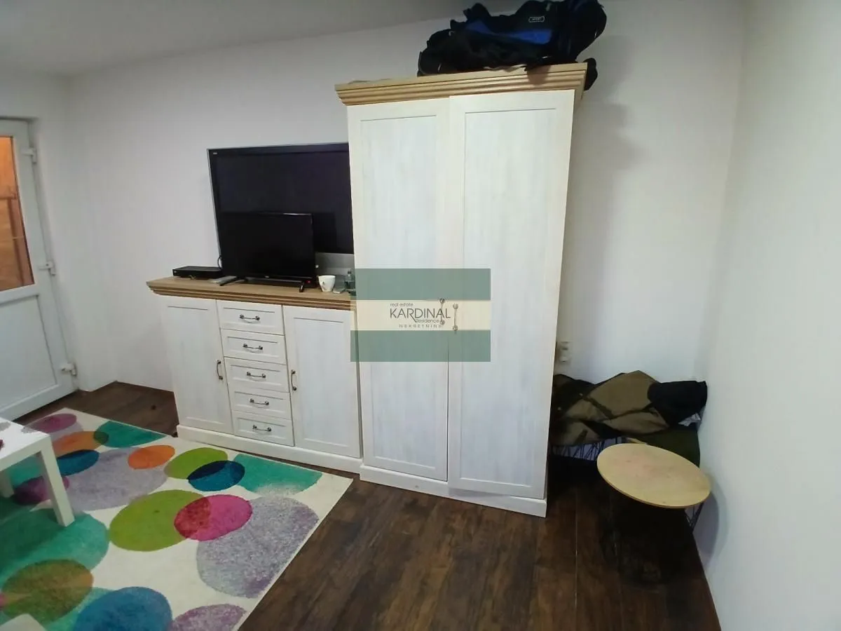 Prodaja, kuća, 240m², Jabučar, Kragujevac
