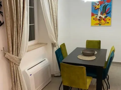 Prodaja, trosoban stan, 81m², Grad, Kotor - image 5