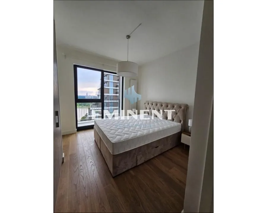 Izdavanje, trosoban stan, 80m², Savski Venac, Beograd