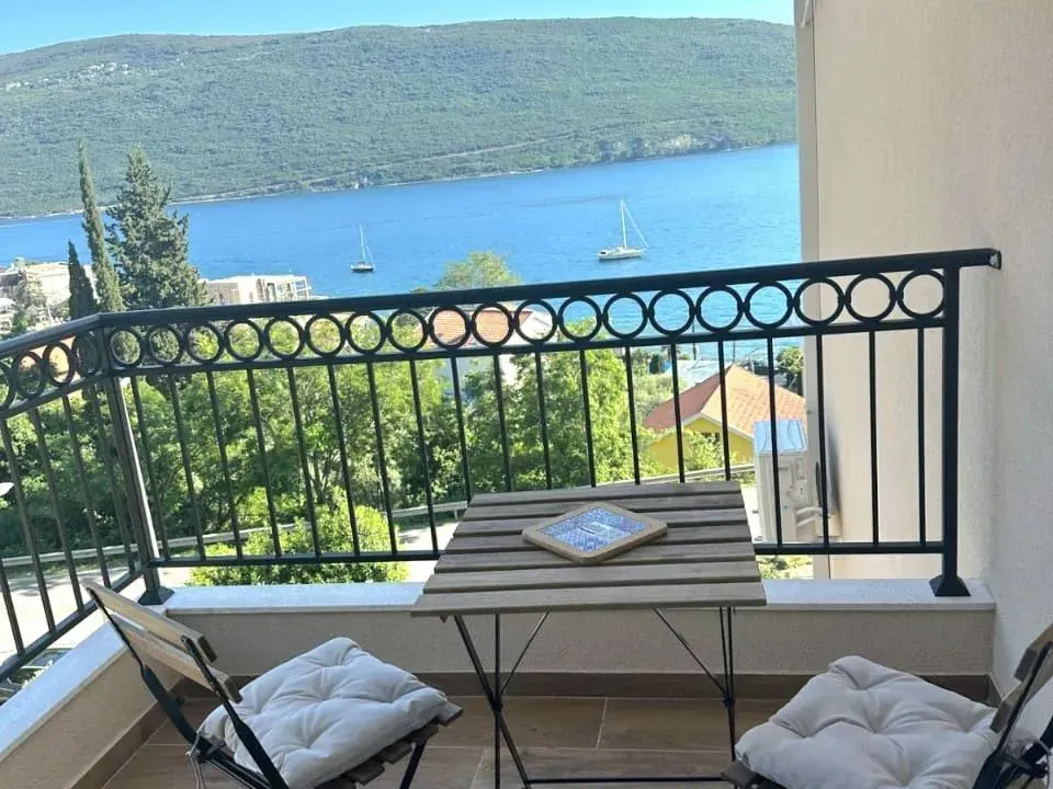 Sale, one bedroom apartment, 32m², Kumbor, Herceg Novi