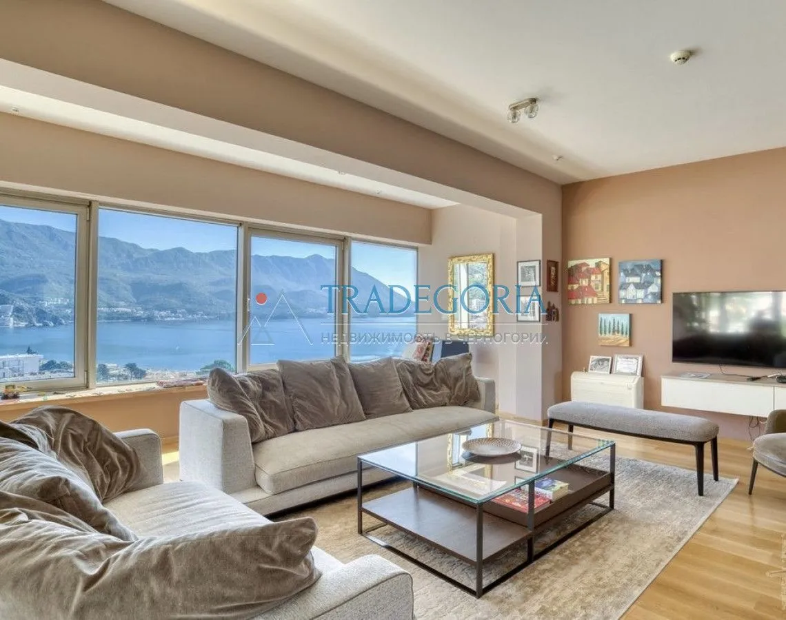 Prodaja, trosoban stan, 167m², Budva, Crna Gora