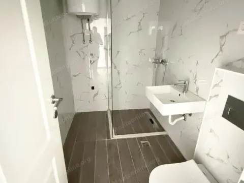 Prodaja, trosoban stan, 90m², Donja Gorica, Podgorica - image 8