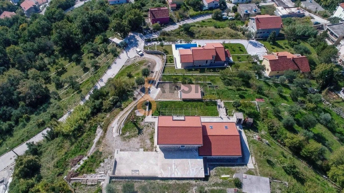 Prodaja, kuća, 300m², Herceg Novi, Crna Gora