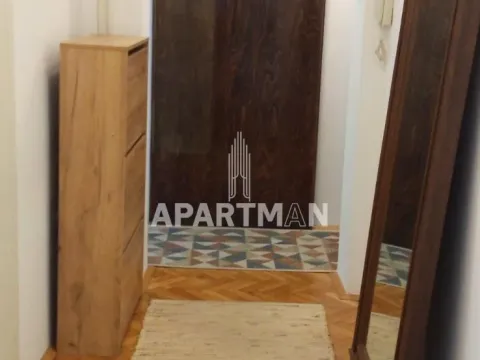 Rent, one bedroom apartment, 32m², Kalenić Pijaca, Vračar Sve Podlokacije - image 8
