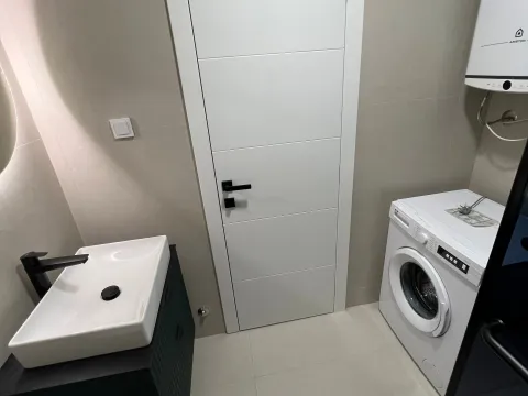 Prodaja, jednosoban stan, 55m², Centar, Bar - image 13