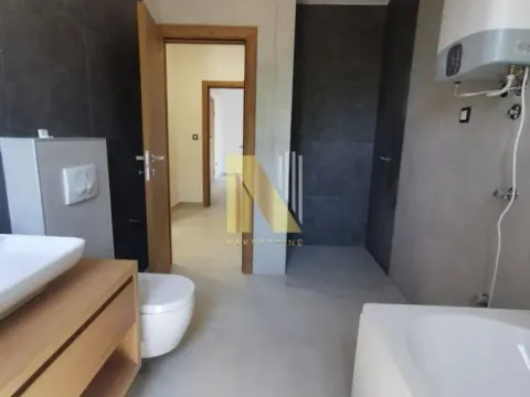 Prodaja, četvorosoban stan, 124m², Sremska Kamenica, Petrovaradin - image 14