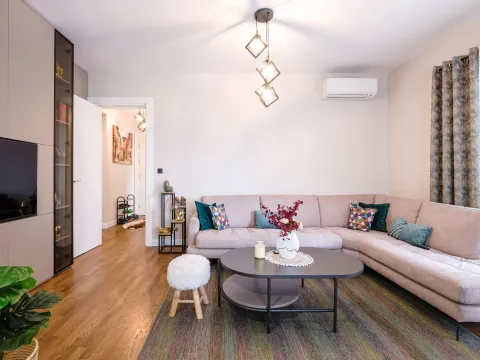 Sale, two bedroom apartment, 70m², Dumidran, Tivat - image 5