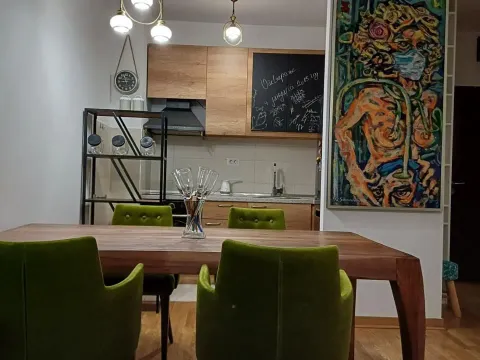 Izdavanje, jednosoban stan, 52m², City Kvart, Podgorica - image 10