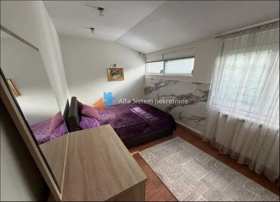Izdavanje, stan, 170m², Savski Venac, Beograd