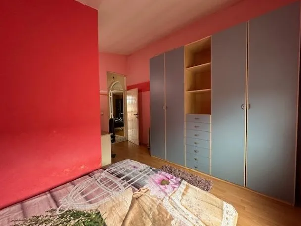 Izdavanje, trosoban stan, 130m², Bar, Crna Gora