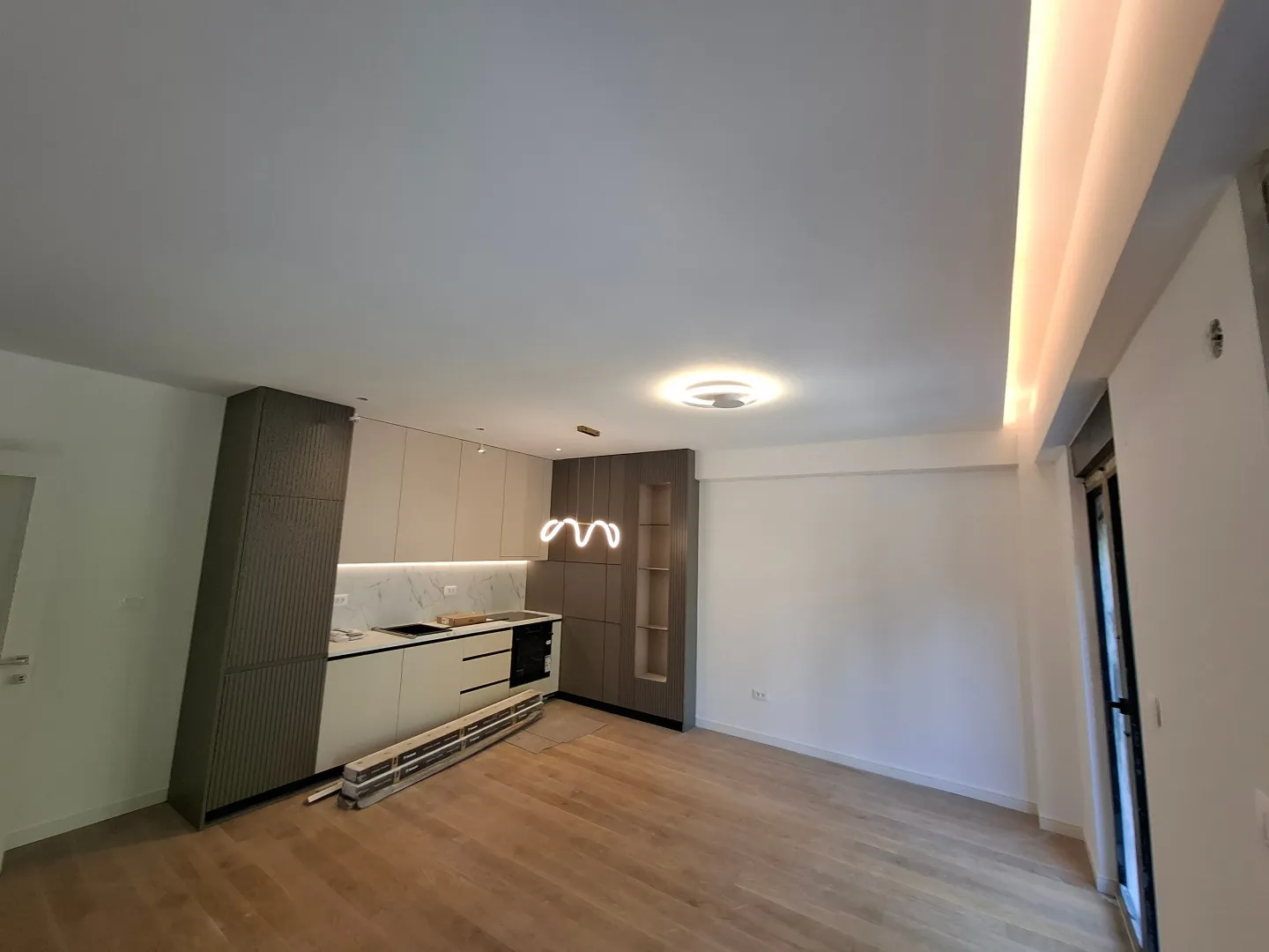 Izdavanje, jednosoban stan, 48m², Centar, Podgorica