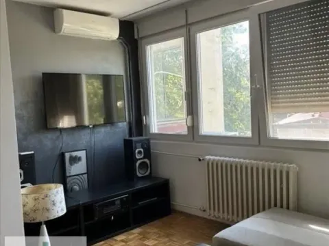 Rent, two bedroom apartment, 53m², Vračar Centar, Vračar Sve Podlokacije - image 2