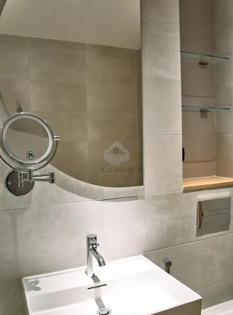 Prodaja, dvosoban stan, 102m², Tivat, Crna Gora