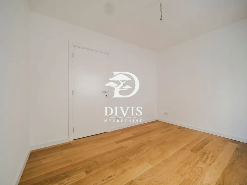 Sale, three bedroom apartment, 62m², Lekino Brdo, Voždovac Sve Podlokacije
